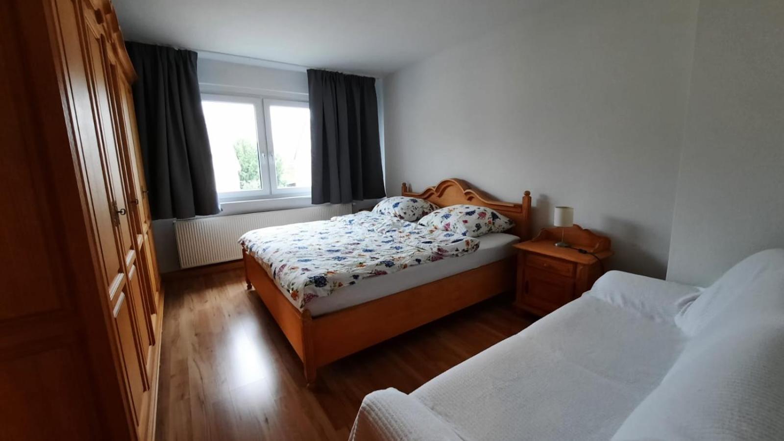 Ruhig Gelegene 2-Zi Fewo, Wallbox, Balkon Эссен Экстерьер фото